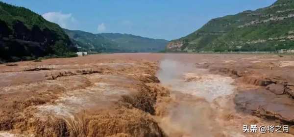 陕西黄河壶口瀑布沿线围墙被拆除