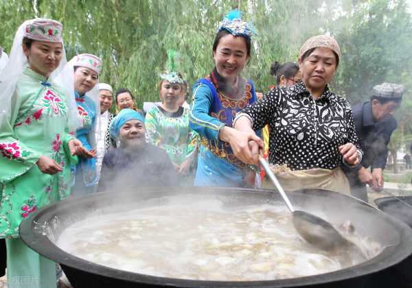 回族的传统节日和风俗,回民三大节日时间