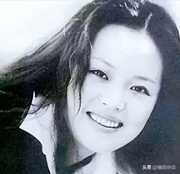 汪峰情史丰富几段婚姻,和章子怡生了几个孩